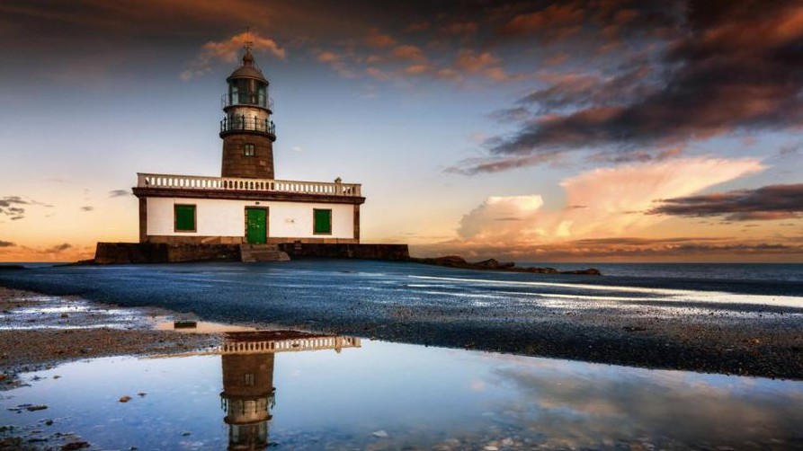 Piscinas naturales del río Pedras rodeadas de vegetación