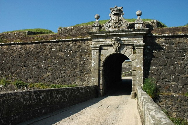 Baluarte y vistas del río Miño desde Valença