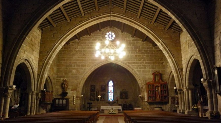 Iglesia de San Pedro de Muros