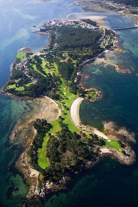Puente que une O Grove con la Illa da Toxa